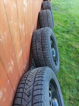 Zimní plechové disky 215/60 r16