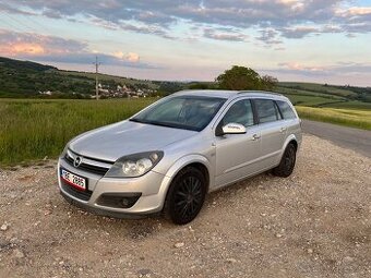 Opel Astra H Caravan 1.9 CDTI “OPC LINE”