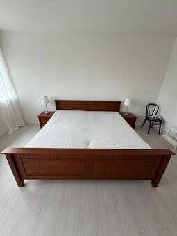 Postel 200 x 200 včetně stolků a matrací - 1