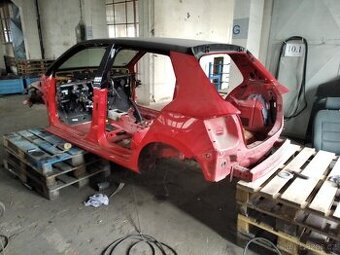 Karoserie Fabia 3 - 1