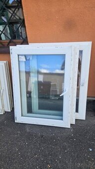 Okno PVC - 900x1200 mm - STARŠÍ - 3 KS