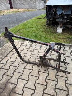 Jawa 250 kývačka, slušná kostra