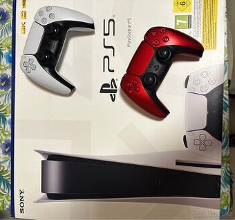 PlayStation 5, monitor LG, sluchátka Sony inzone H9