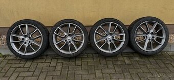 Zimní sada ALU kol 225/40 R18 Škoda Octavia III RS
