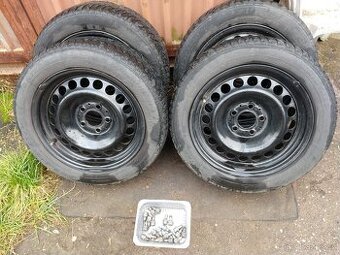 Zimní plechová sada mercedes 16" + nové šrouby