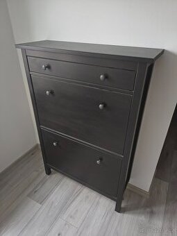 Botník IKEA Hemnes