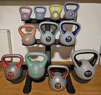 Stojan na kettlebell + kettlebely viz foto