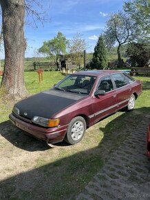 Ford scorpio 2.4i na náhradní díly