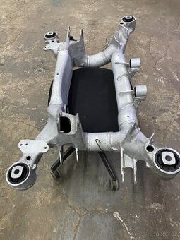 BMW e60/e61 nápravnice