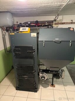Kotel Benekov C27 na tuhá paliva/dřevěné pelety