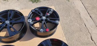 Nissan quashkai 5x114,3 r18 honda cr-v toyota renault