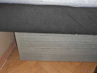 prodám dvě válendy