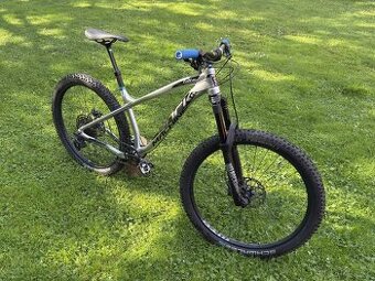 Horské kolo - trailbike - Rock Machine Blizz 70