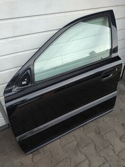 Volvo V70 dveře