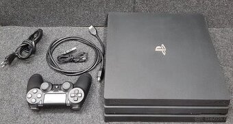 Konzole Sony PS4 Pro 1TB, velmi pěkný stav, novější verze