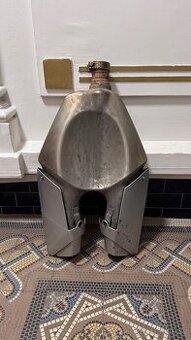 Original vyfuk Aprilia Shiver 750