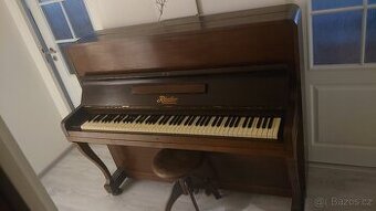 Piano Petrof Rösler