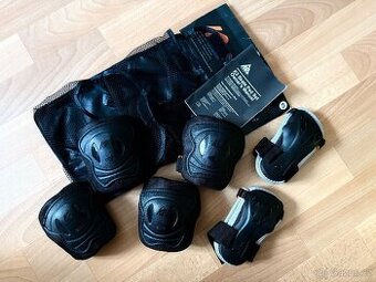 Ochranné chrániče kolen, loktů a zápěstí