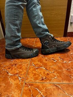 Converse - 1