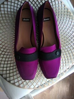 NOVÉ luxusní saténové dámské mokasíny, vel.39