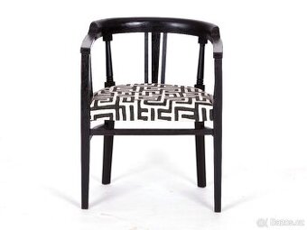 Křesílko, židle s područkami, nové čalounění.