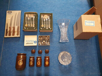 Karlovarský porcelán, sklo křišťál, talířky, dózy, vázy..