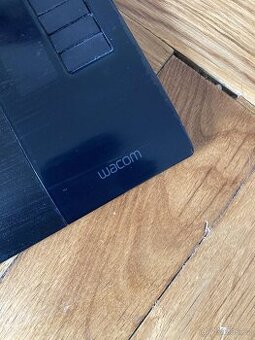 Grafický tablet WACOM Intuos