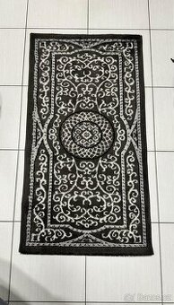 Koberec se vzorem 80x150cm