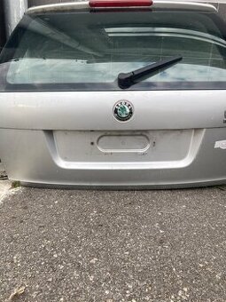 Škoda Octavia zadní dveře