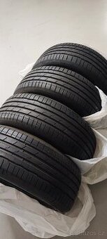 Jako nové 205/55/17 Hankook Ventus, DOT 2824