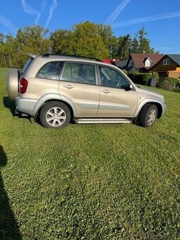 Toyota RAV4 2.0 benzín LPG 4x4