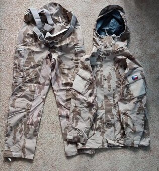 KOMPLETNÍ POUŠTNÍ GORE-TEX AČR - 1