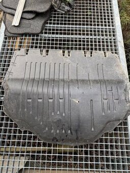 kryt pod motor 6Q0825237P