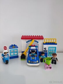 LEGO Duplo 10902+10900 policejní stanice a motorka