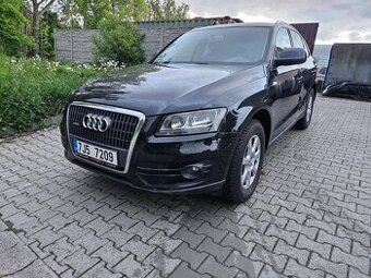 Audi Q5 2.0 TDI QUATTRO/ PRAVIDELNÝ SERVIS/ LEHKÁ OPRAVA.