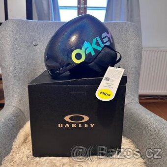 Nová snowboardová helma Oakley Mod1 Mips velikost M