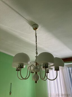 Lustry z pozůstalosti