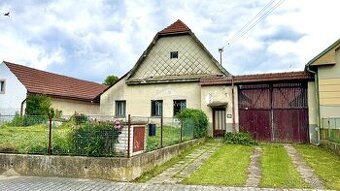 Prodej rodinného domu 3+1 se stodolou, Vinary