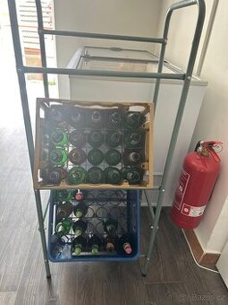 Stojan na 3 bedny