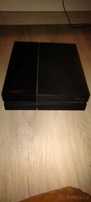 playstation 4 + 10 her