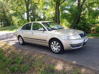 ŠKODA SUPERB Elegance 1,9 TDI/96 kW Automat