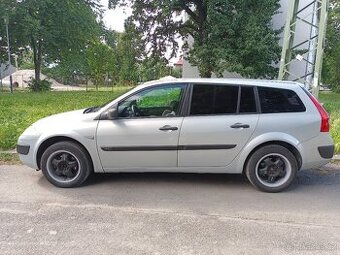 Renault Megane || 1,5 DCI 60 KW