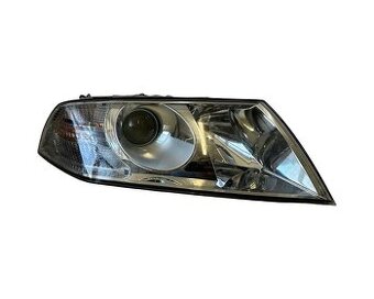 Pravé přední světlo xenon 1Z1941018D Škoda Octavia 2 RS 2006