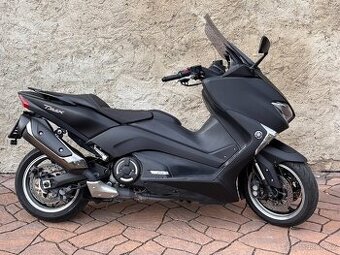 Yamaha T-Max 530 DX 2017, najeto 14800km