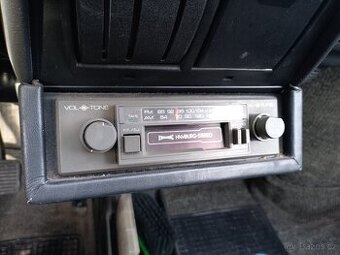 Škoda Lada Fiat Wartburg autorádio Hamburk