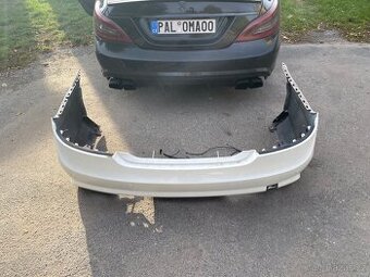Zadní nárazník w218 CLS