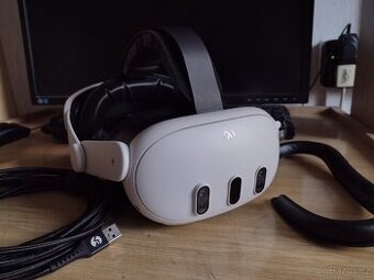 Meta Quest 3 512 GB s příslušenstvím, ALE BEZ OVLADAČŮ