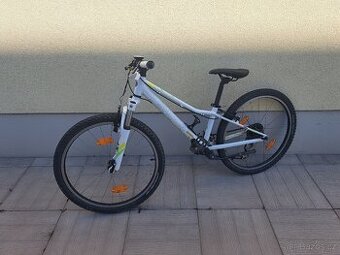 kolo Superior Škoda 24"