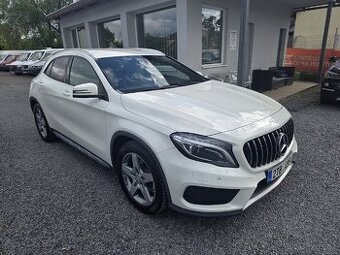 Mercedes-Benz GLA 220CDI 4-MATIC AMG-Paket