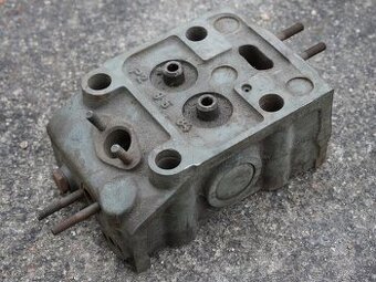 Hlava motoru ČKD Škoda typ 1S110,2S110,3S110,4S110 a 6S110